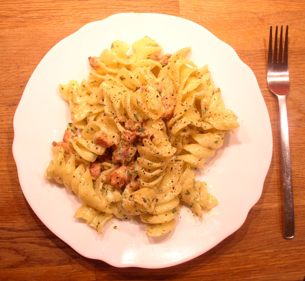 carbonara-przepis-talerz