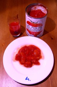 pomidory-krojone-test-manfuso-degustacja